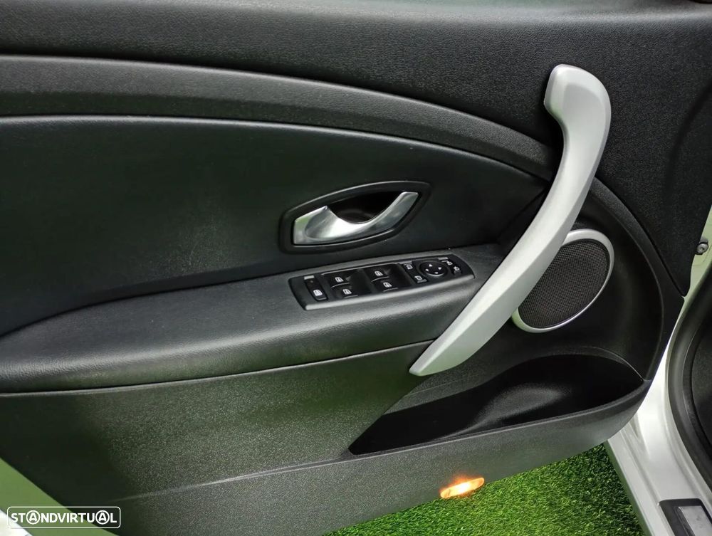 Renault Fluence - 8