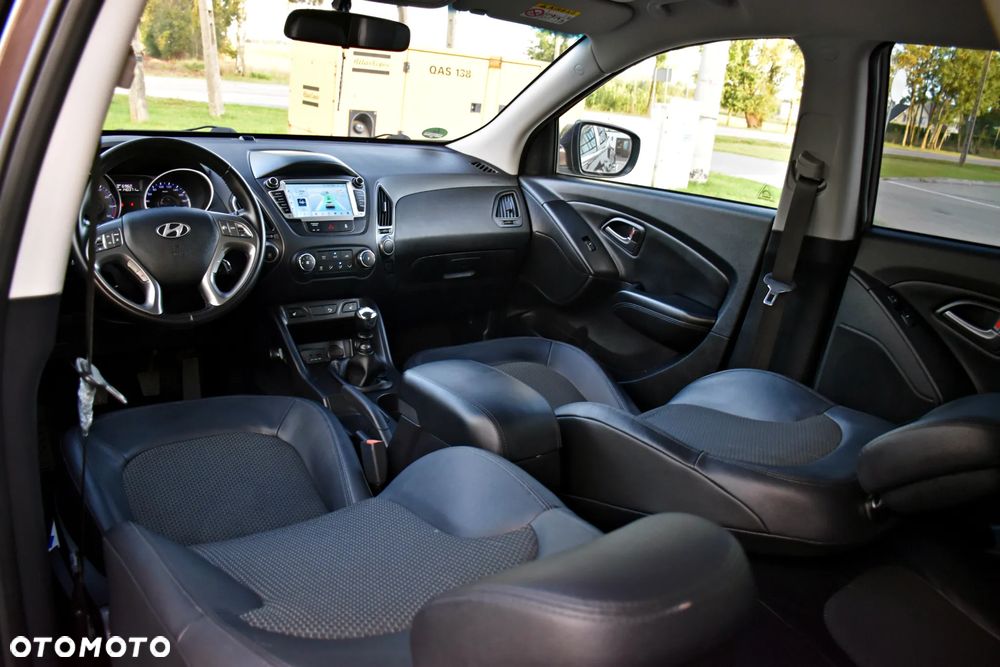 Hyundai ix35 1.6 2WD blue Trend - 38