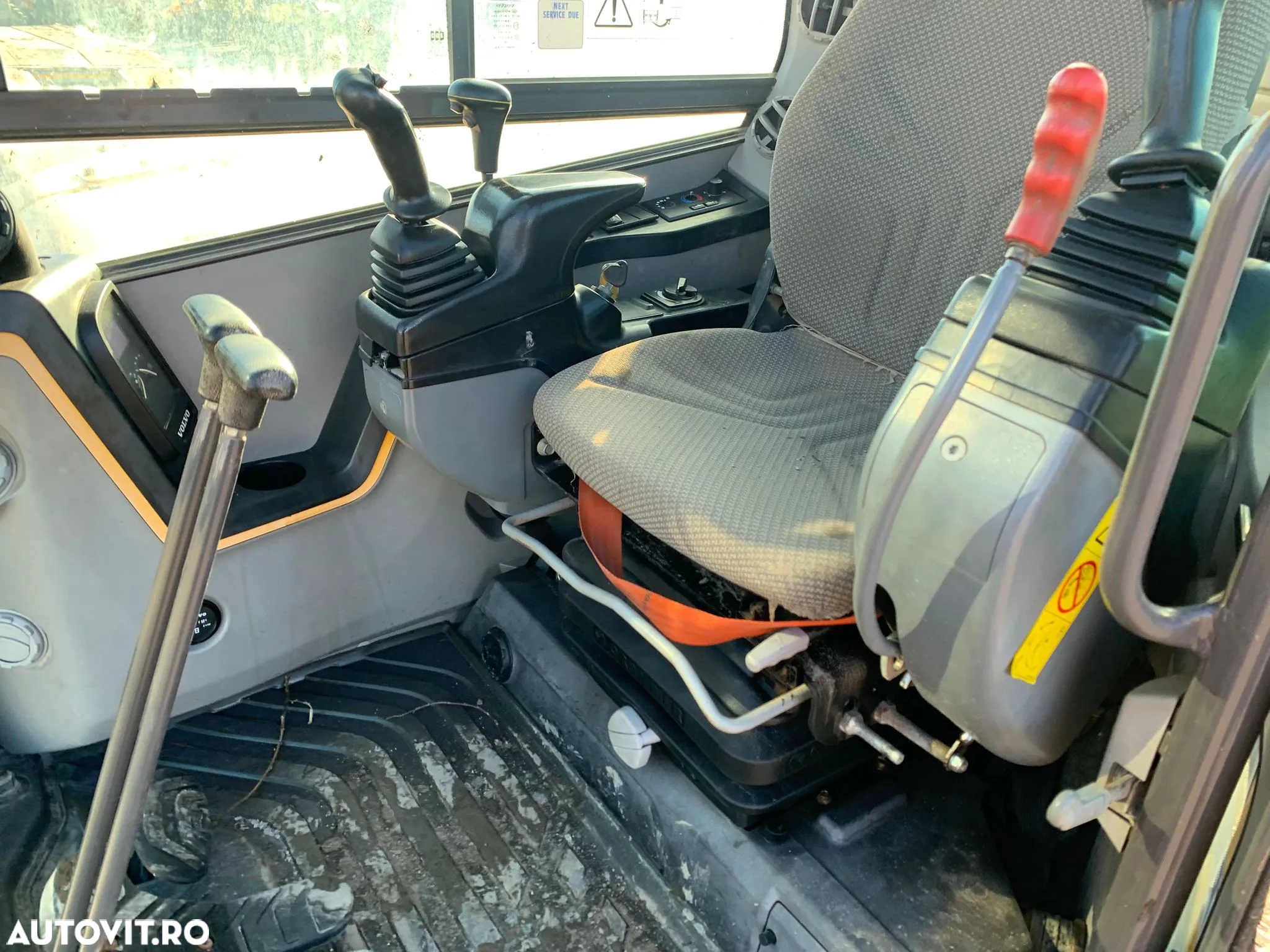 Volvo ECR88 - 4