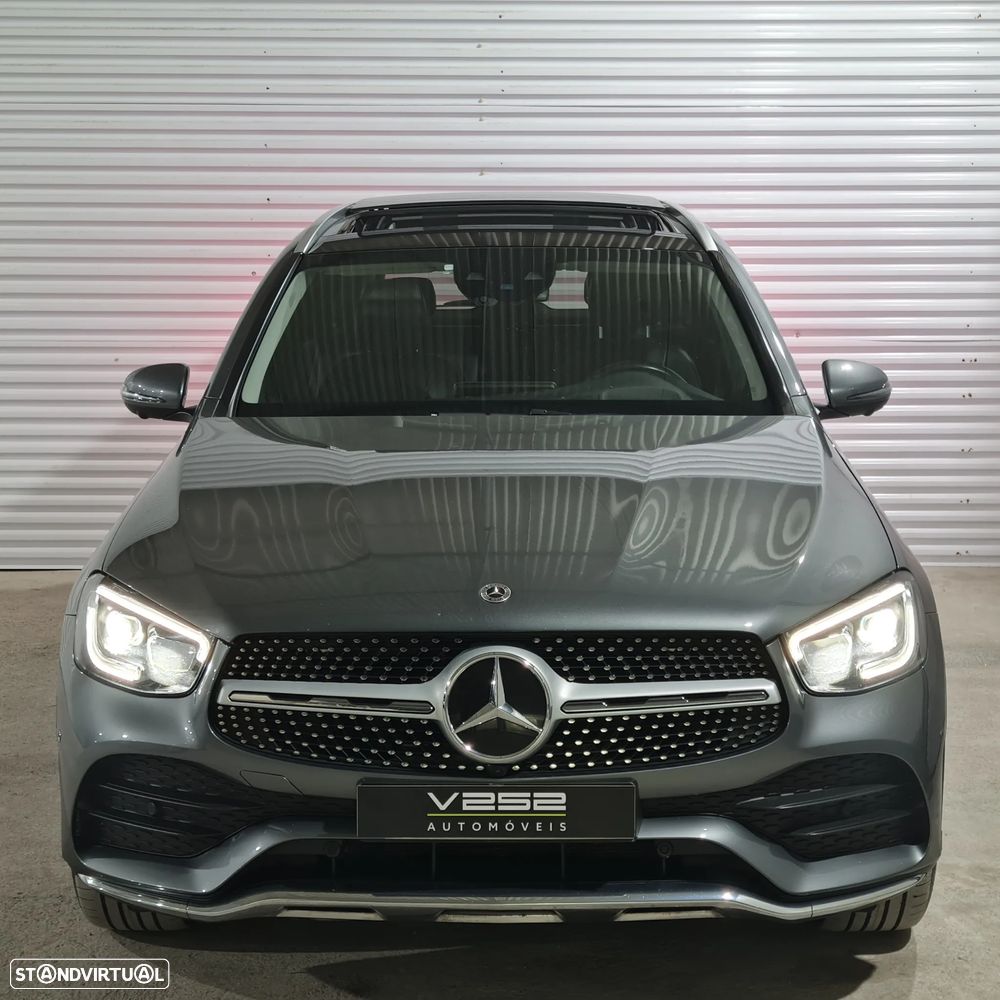 Mercedes-Benz GLC 300 e 4Matic 9G-TRONIC AMG Line - 2