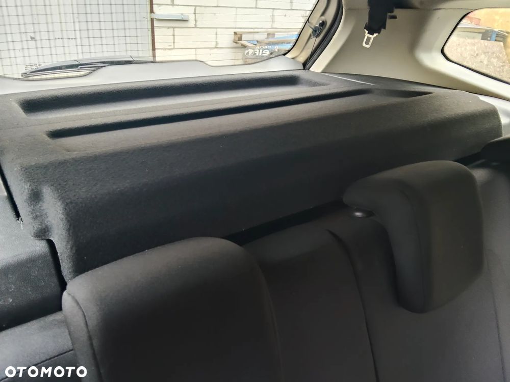 Dacia Duster 1.3 TCe FAP Essential - 11