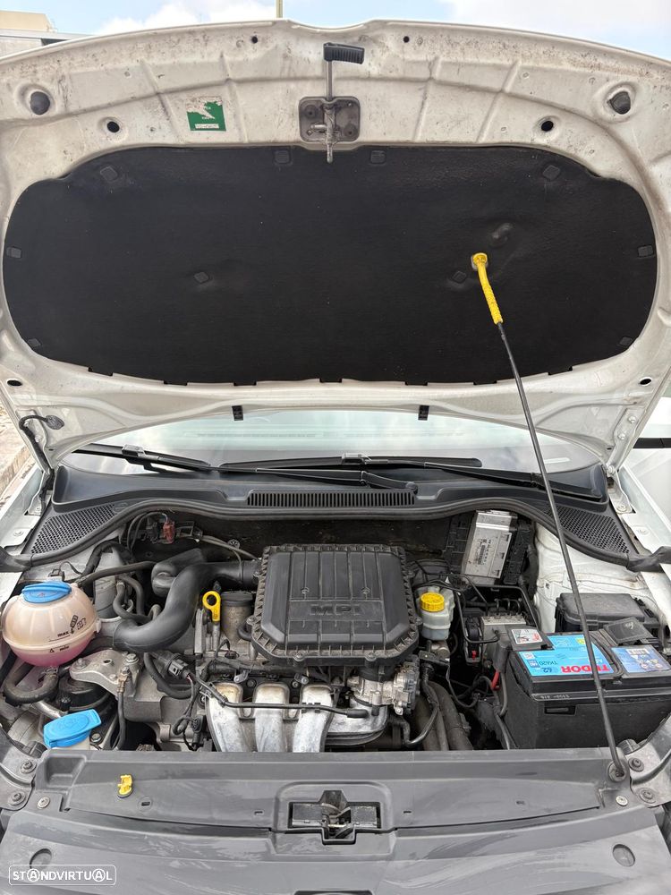 VW Polo 1.0 Trendline - 14