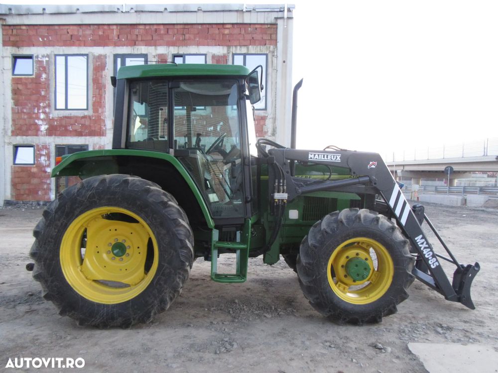 John Deere 6100 cu incarcator frontal - 4