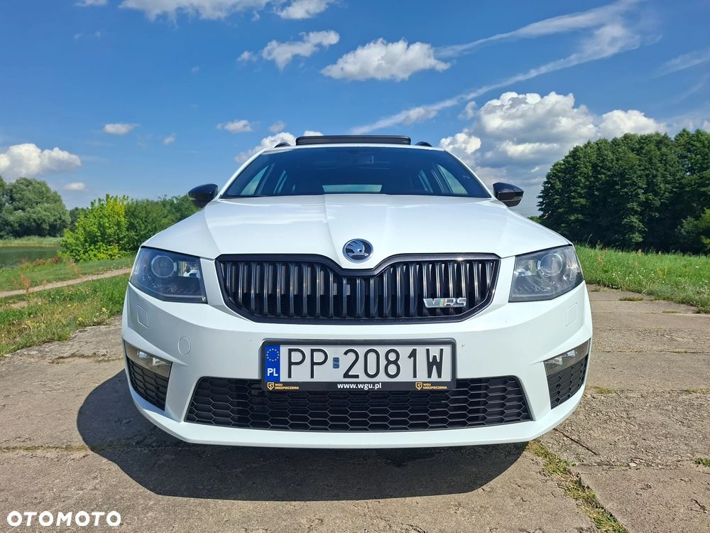 Skoda Octavia 2.0 TDI DSG RS - 1