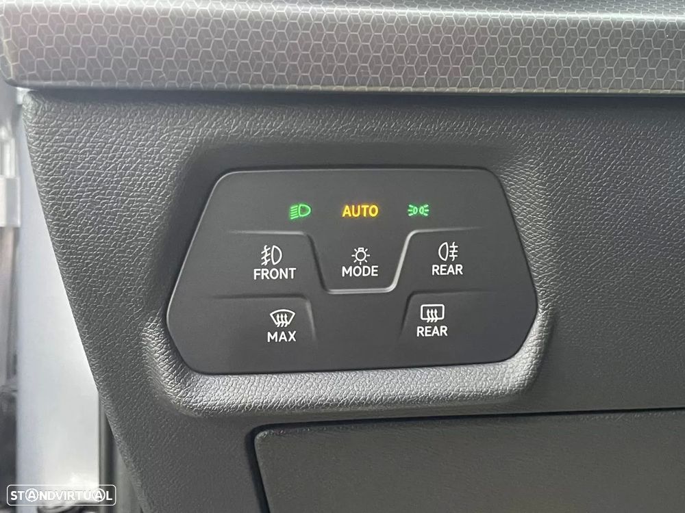 SEAT Leon 1.0 TSI ECOMOTIVE Style - 11