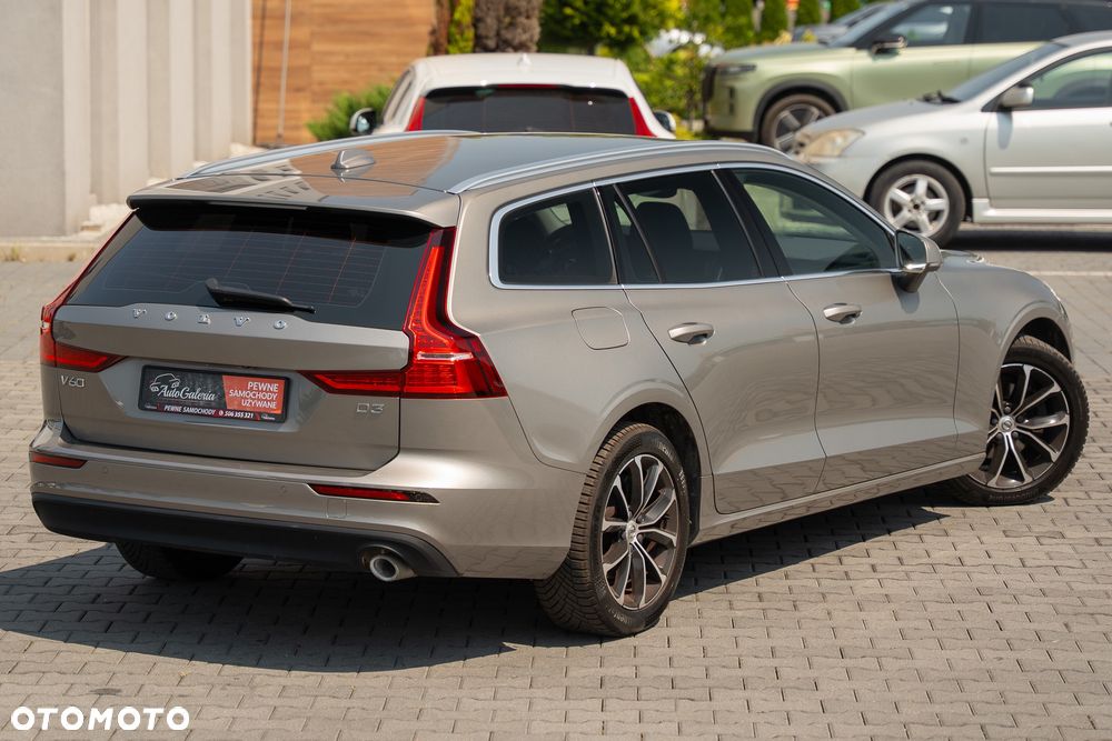 Volvo V60 D3 Momentum Core - 12