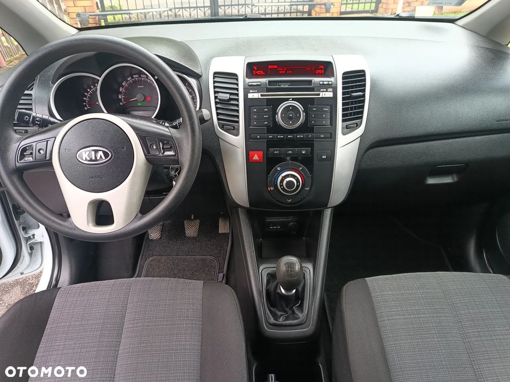 Kia Venga 1.4 M - 11