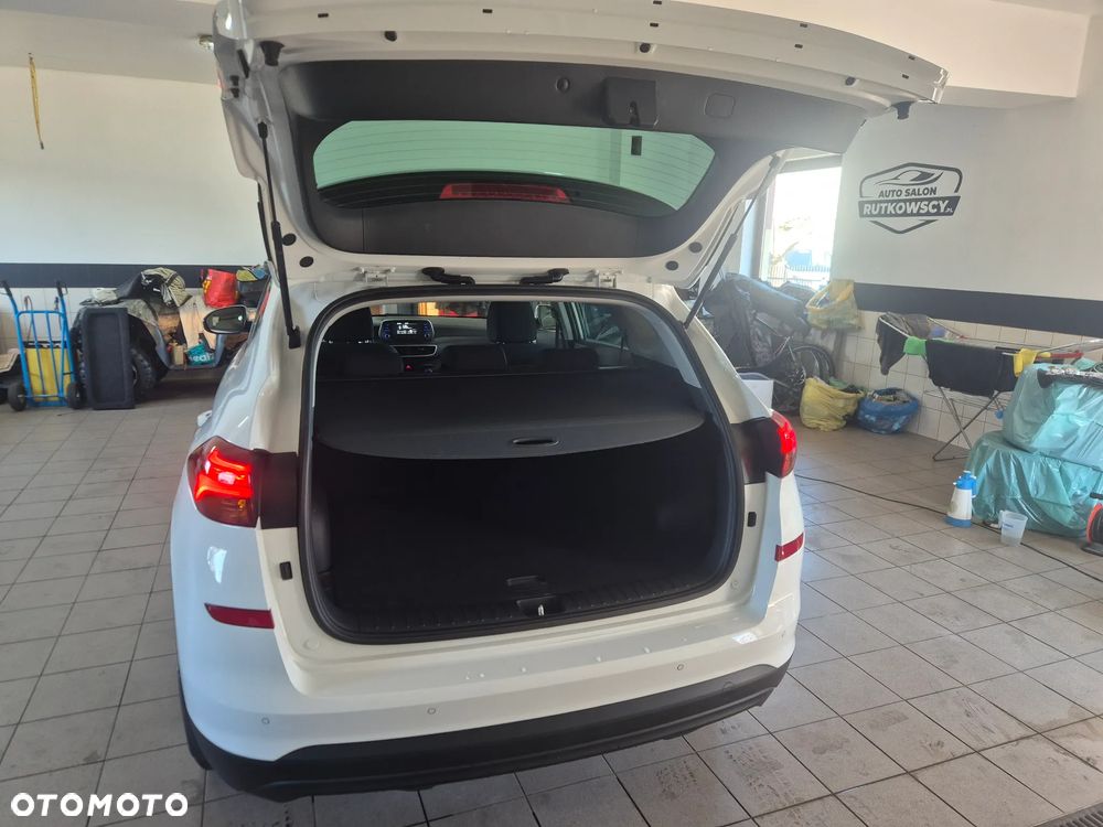 Hyundai Tucson 1.6 GDi Comfort 2WD - 16