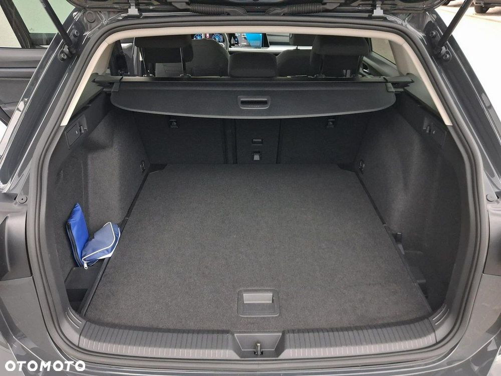 Volkswagen Golf - 12