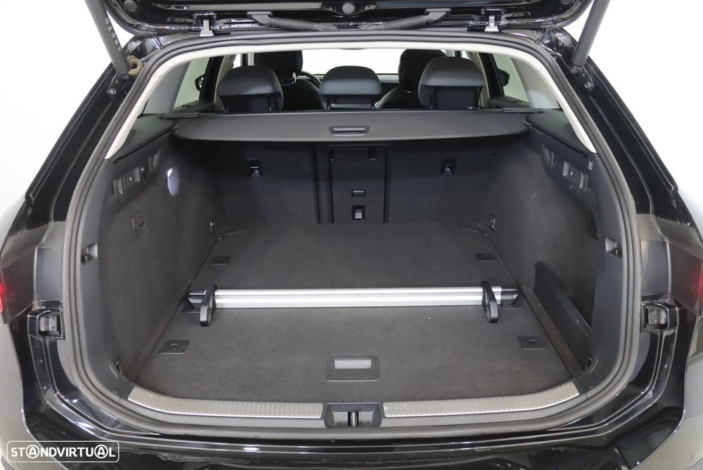 VW Passat Variant 2.0 TDI Business DSG - 40