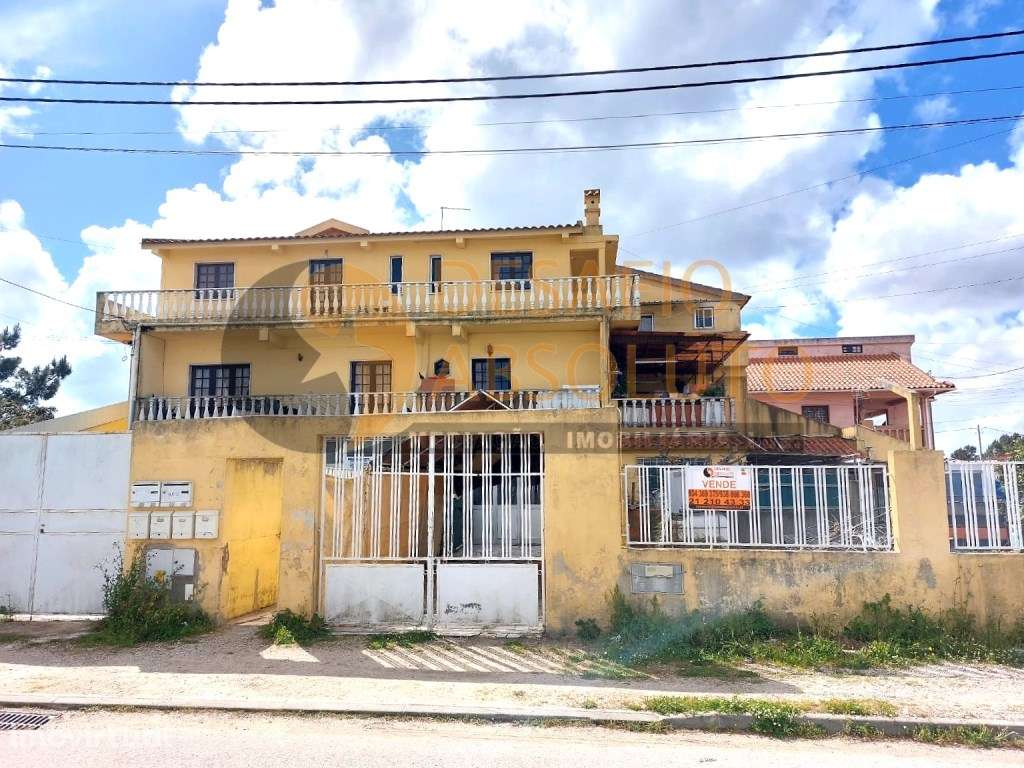 Moradia Isolada AVOS 3 Pisos em . Casal do Sapo. Quinta do Conde - Grande imagem: 3/16