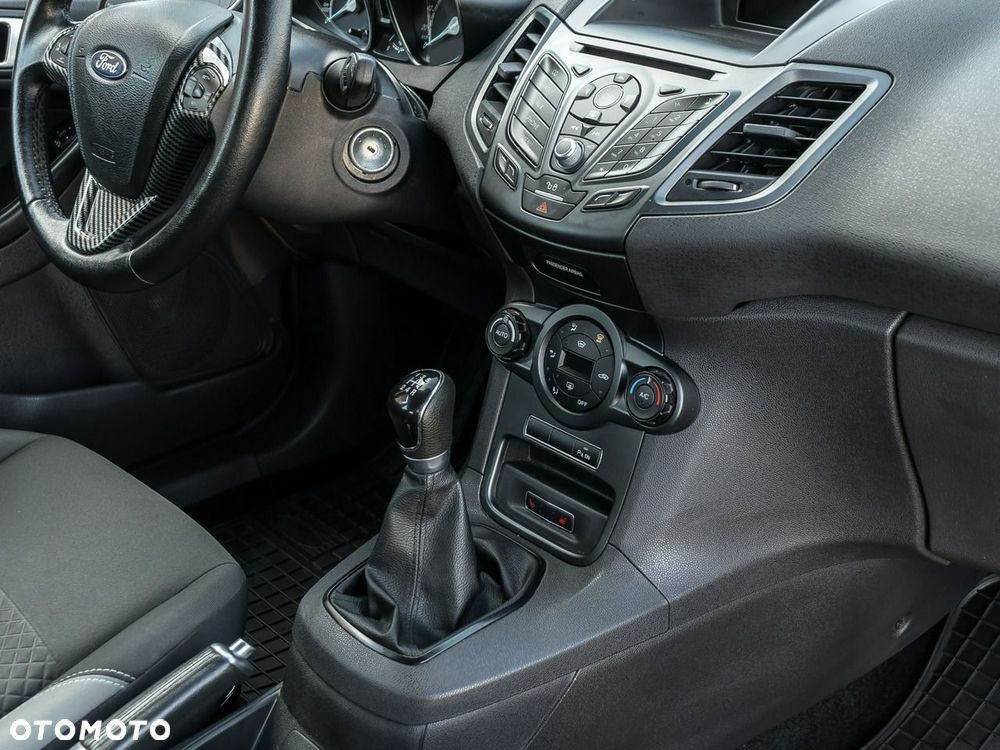 Ford Fiesta - 18