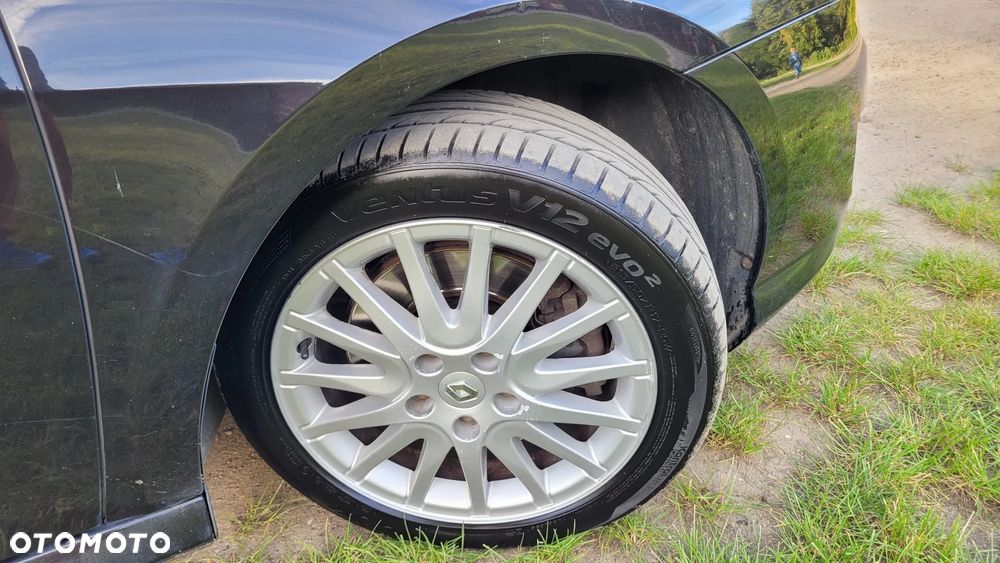 Renault Laguna dCi 175 FAP GT - 9