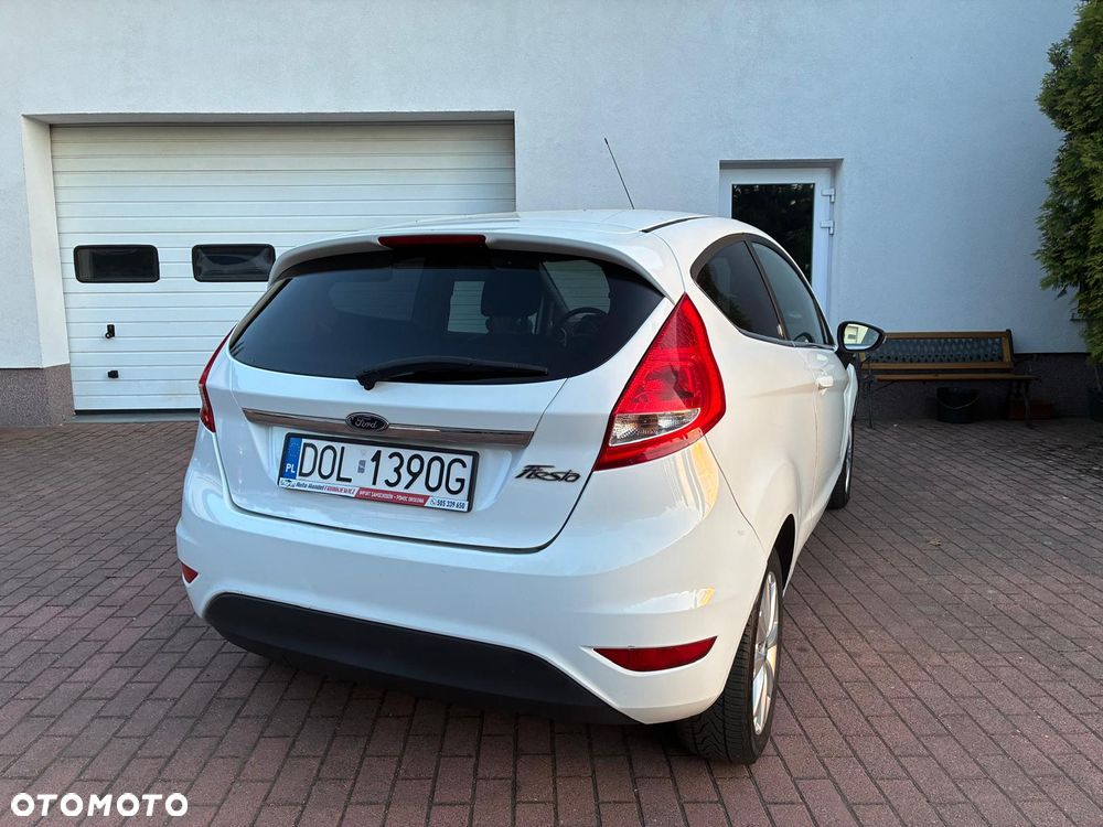 Ford Fiesta 1.25 Titanium - 11