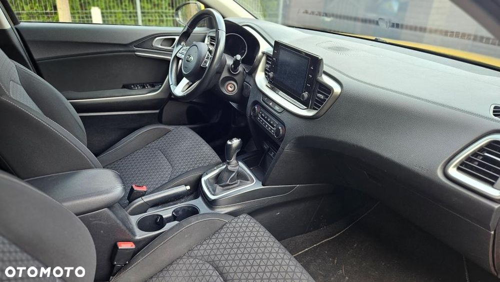 Kia XCeed 1.4 T-GDI M - 6