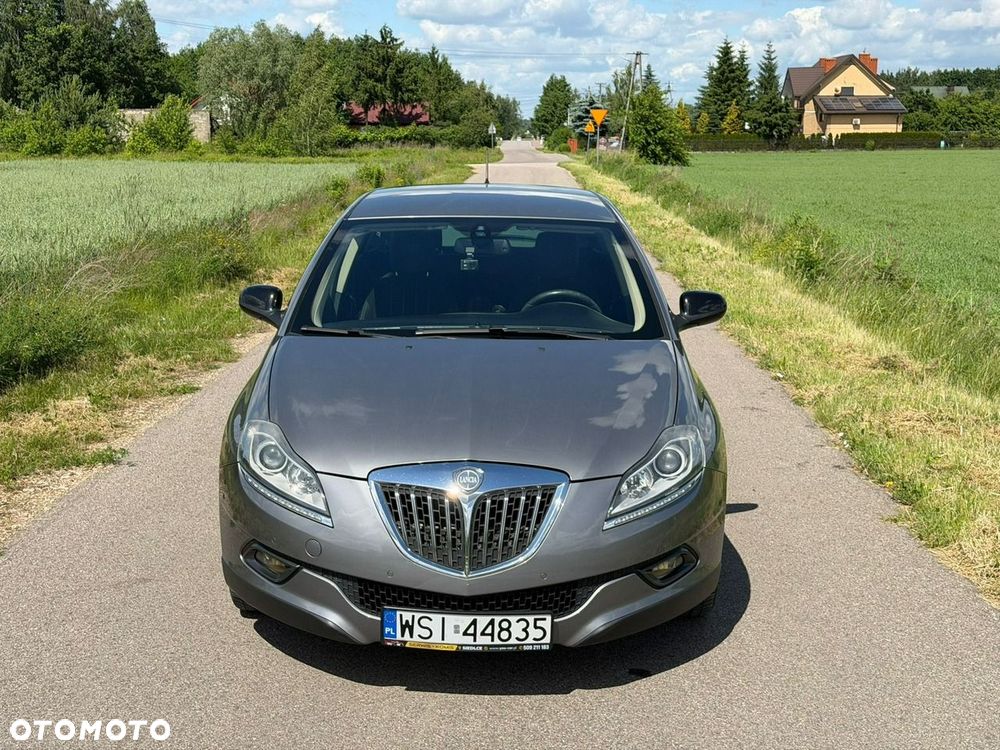 Lancia Delta 1.8 T-Jet Oro Sportronic - 11