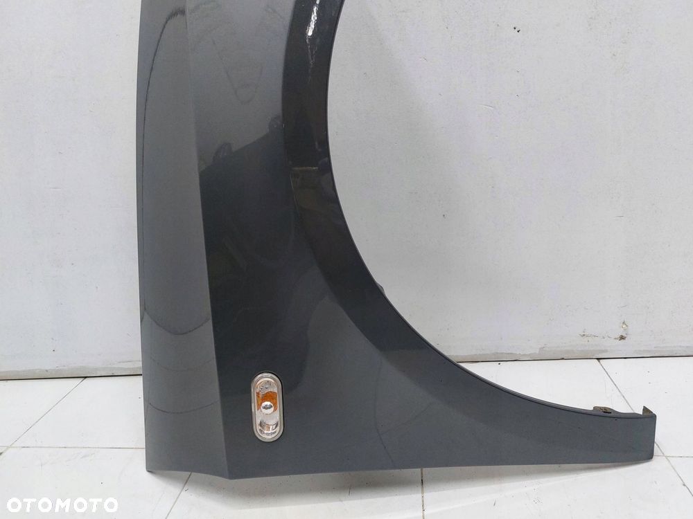 seat ibiza iv 6j 08-17r błotnik + ślizg prawy przód lx7r kompletny - 3