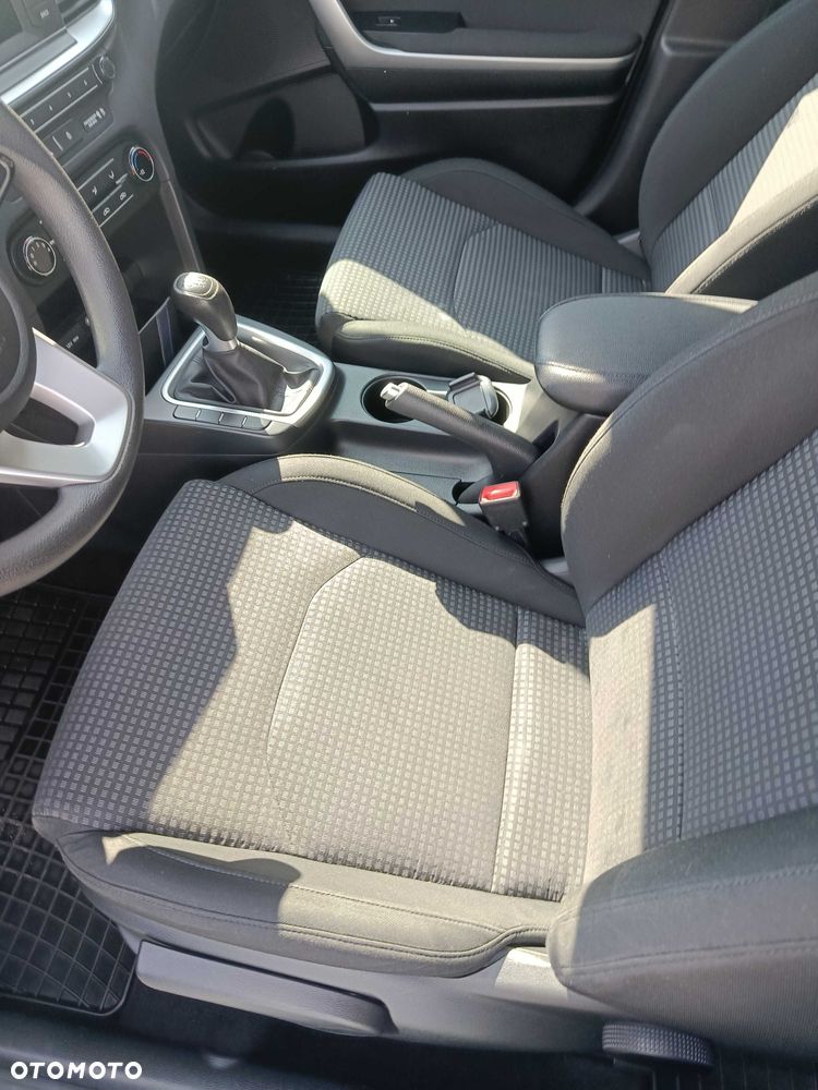 Kia Ceed - 5