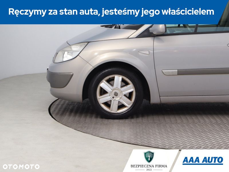 Renault Scenic - 16