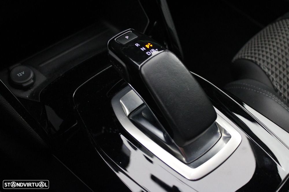 Peugeot e-2008 50 kWh GT Pack - 26