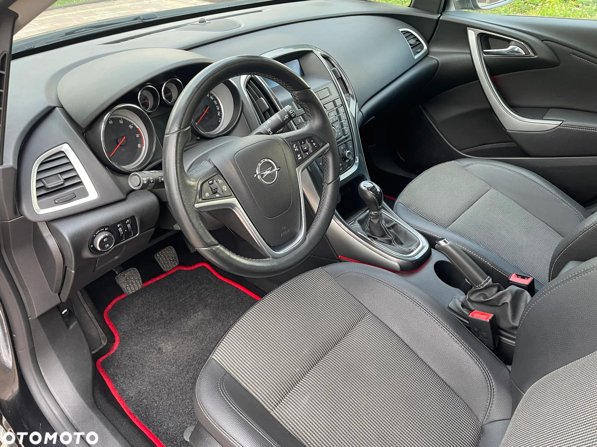 Opel Astra 1.4 Turbo Innovation - 19
