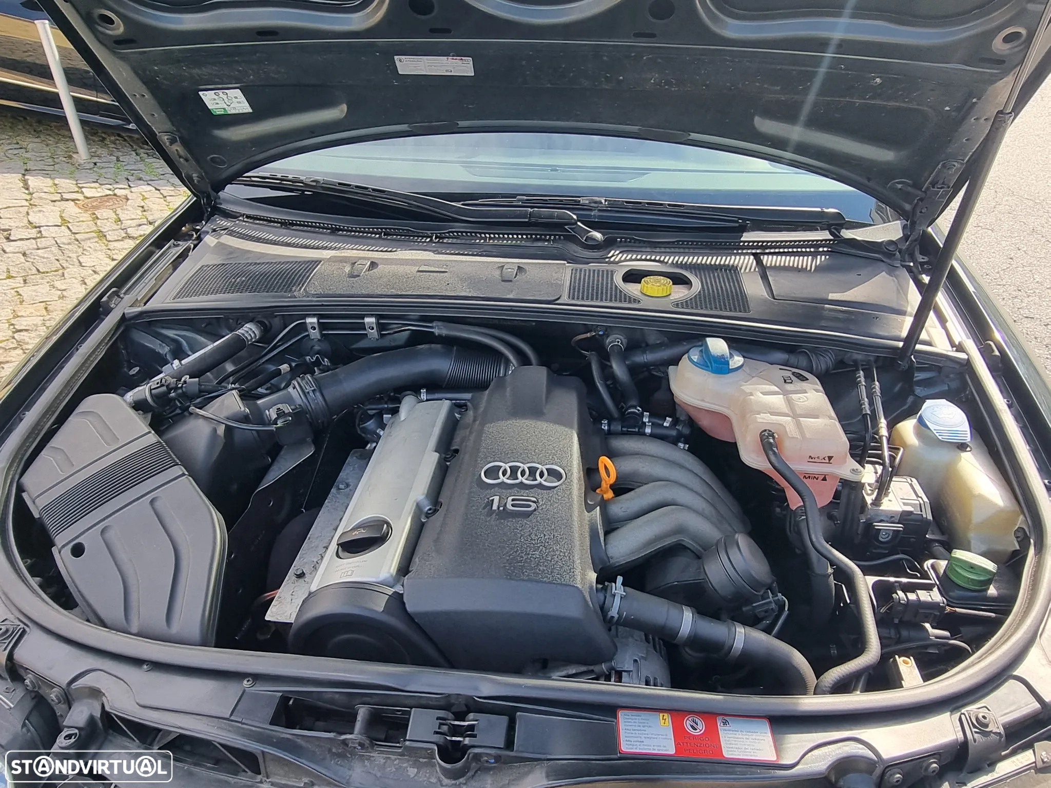Audi A4 1.6 Exclusive - 22