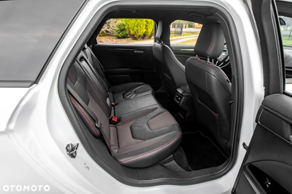 Ford Mondeo - 19