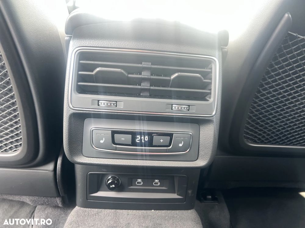 Audi Q8 55 TFSI e quattro Tiptronic PHEV - 28