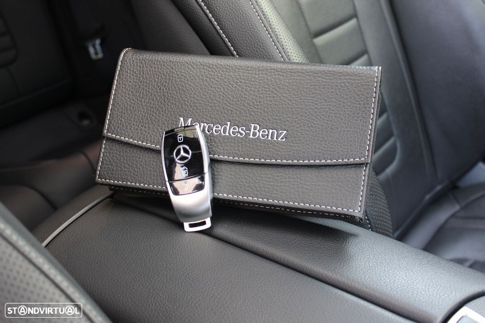 Mercedes-Benz CLS 300 d 4Matic - 31