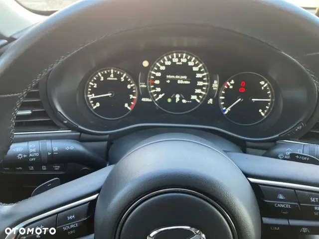 Mazda 3 - 10