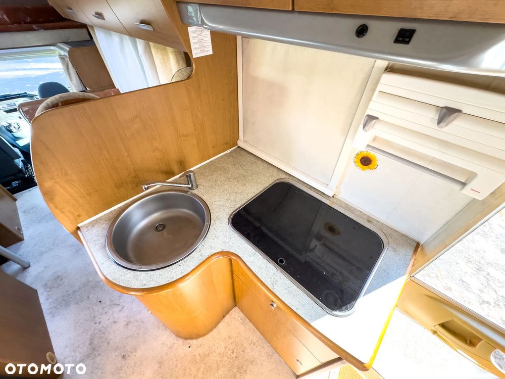 Ford TRANSIT RIMOR ALKOWA 6 osobowy do 3.5T - 32
