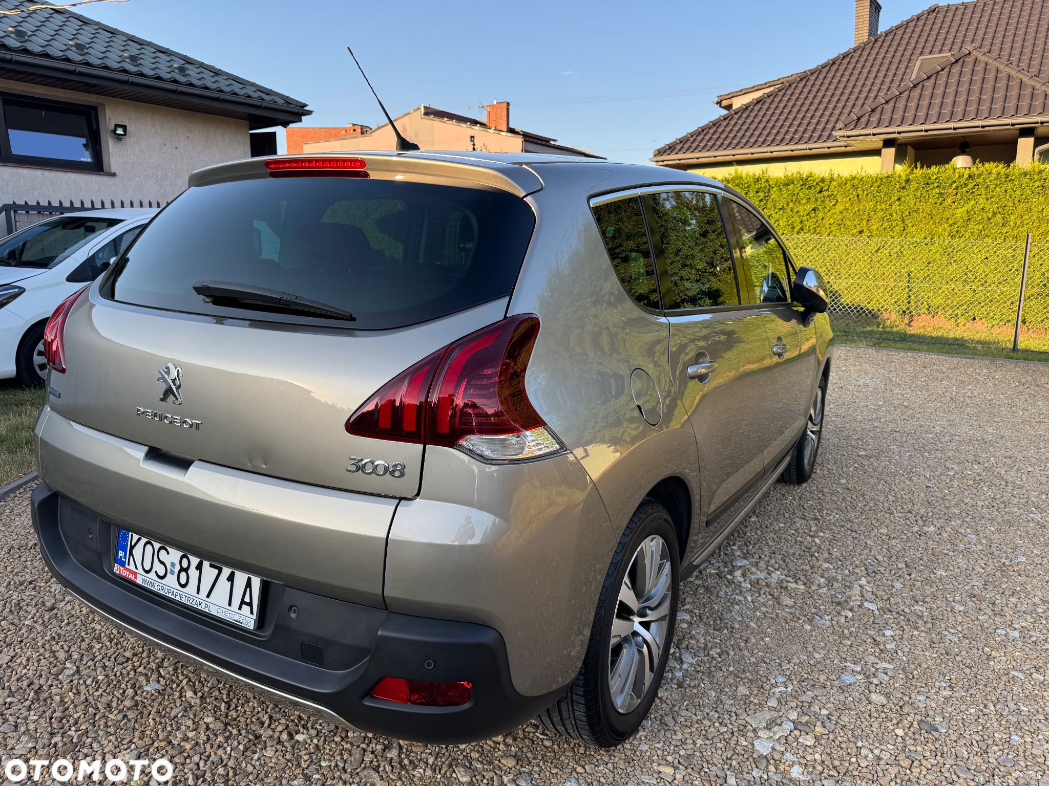 Peugeot 3008 1.6 BlueHDi Style S&S - 3