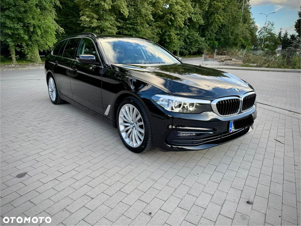 BMW Seria 5 520d Sport - 9