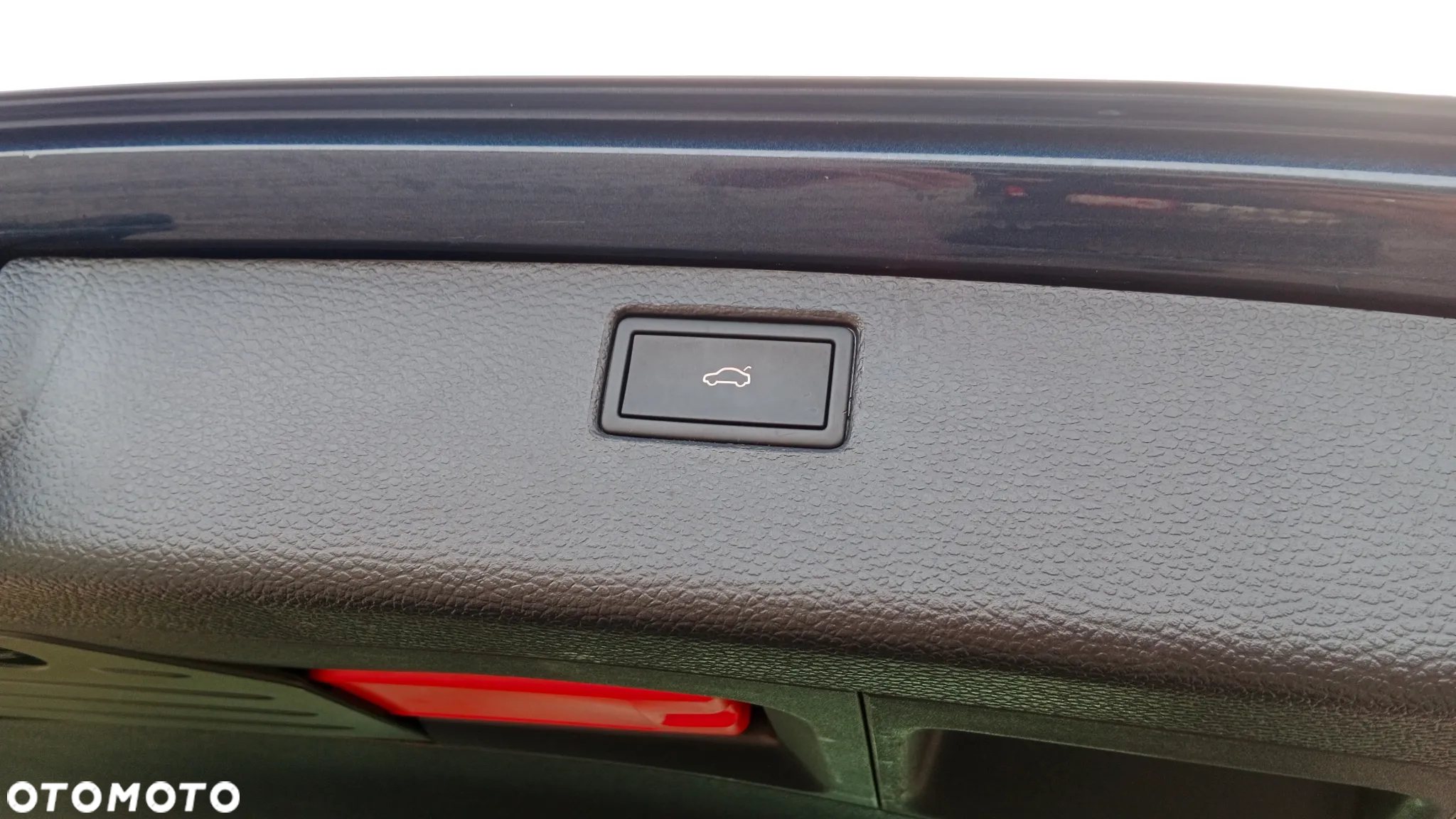 Volkswagen Passat 1.6 TDI Comfortline - 32