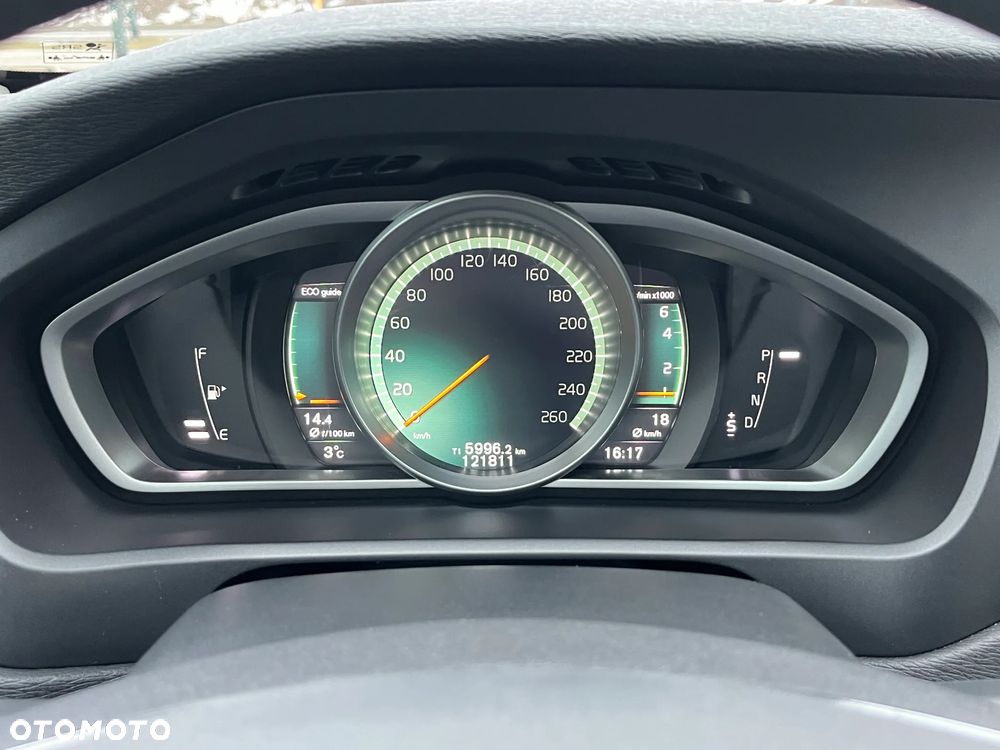 Volvo V40 T3 Drive-E Inscription - 20