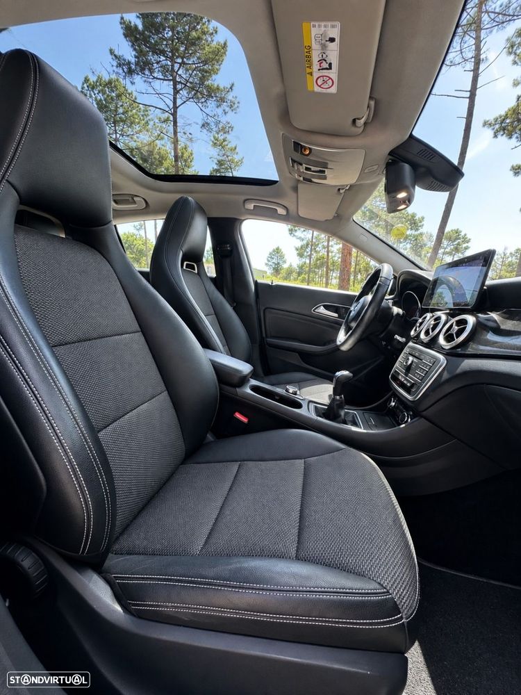 Mercedes-Benz CLA 200 - 16