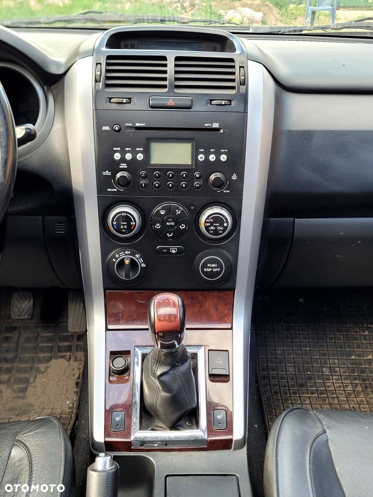 Suzuki Grand Vitara 1.9 DDiS Premium - 9