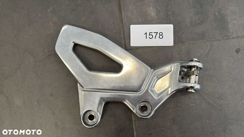 Podnóżek Set Kierowcy Lewy Triumph Tiger Sport 800. 2023-25 [1578] - 1