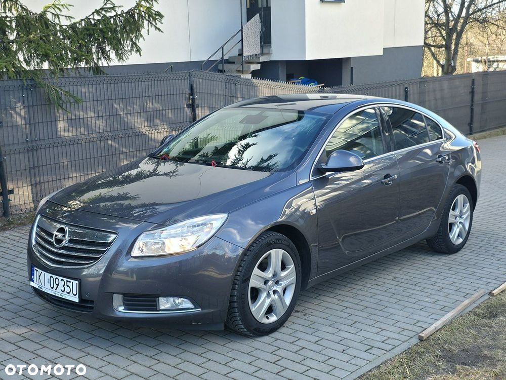 Opel Insignia - 1