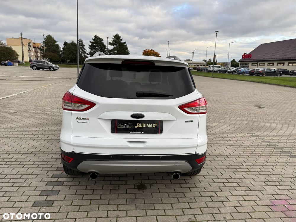 Ford Kuga 1.6 EcoBoost 2x4 Titanium - 8
