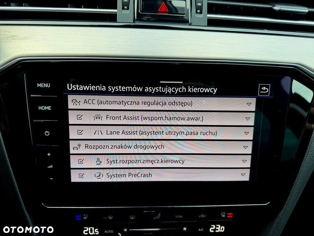Volkswagen Passat - 36