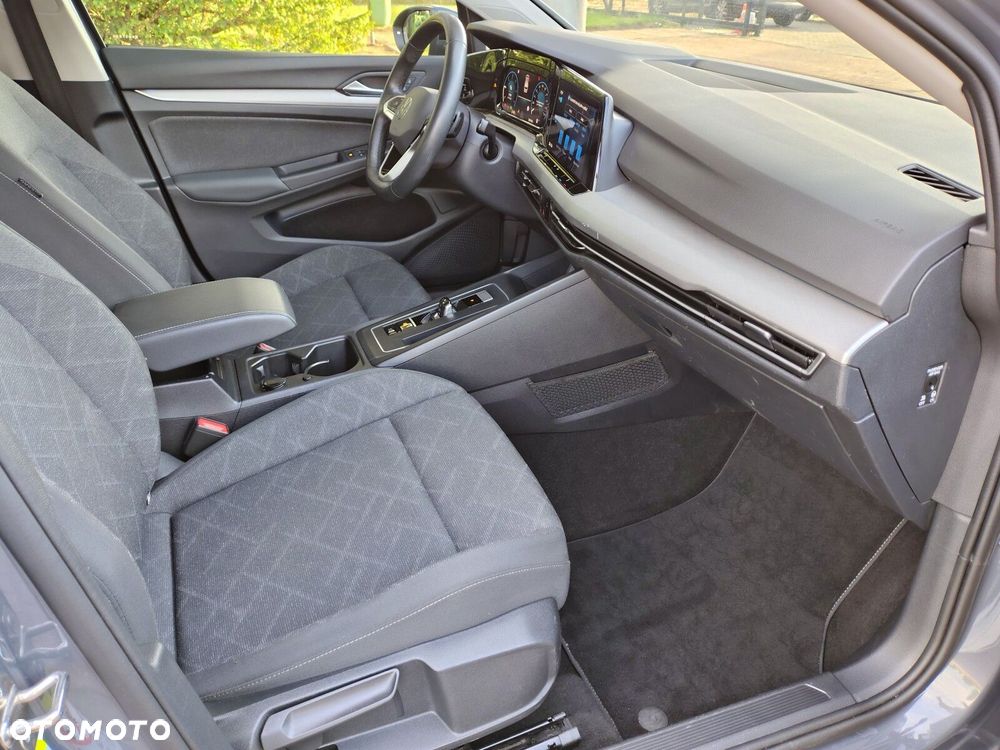 Volkswagen Golf - 18