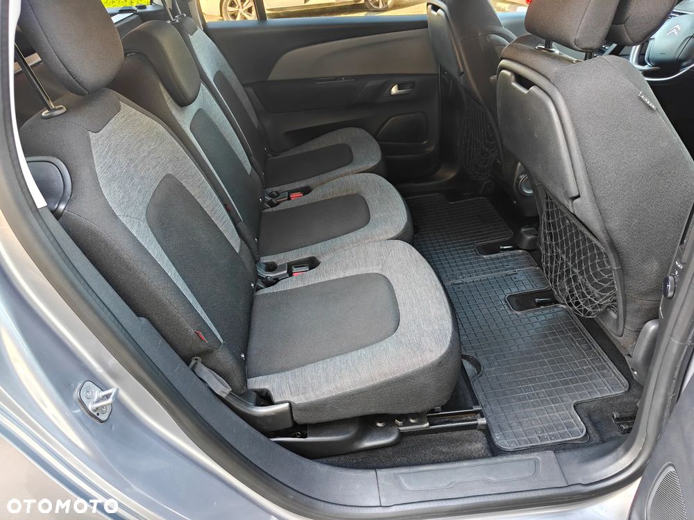 Citroën C4 Picasso - 25