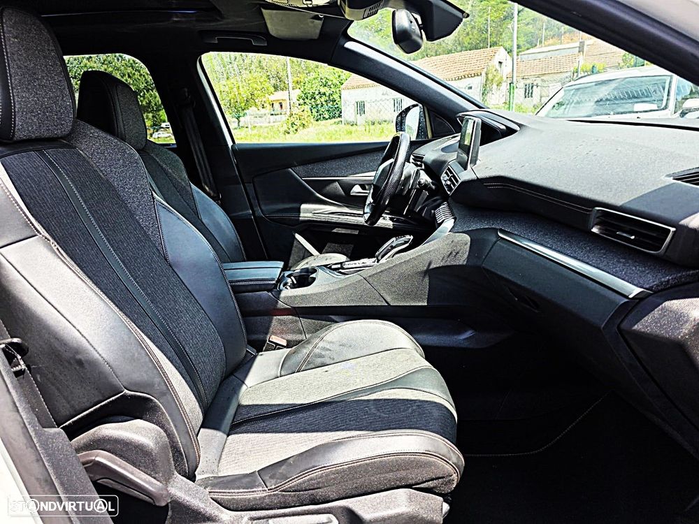 Peugeot 5008 1.5 BlueHDi GT Line EAT8 - 13