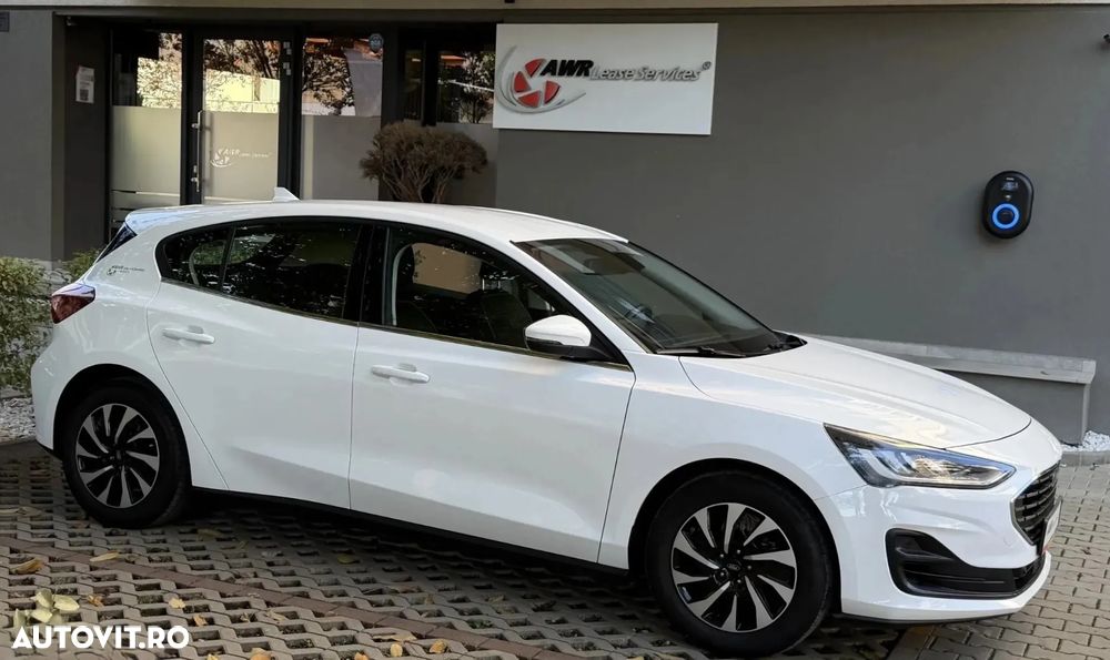 Ford Focus 1.0 EcoBoost Titanium - 1