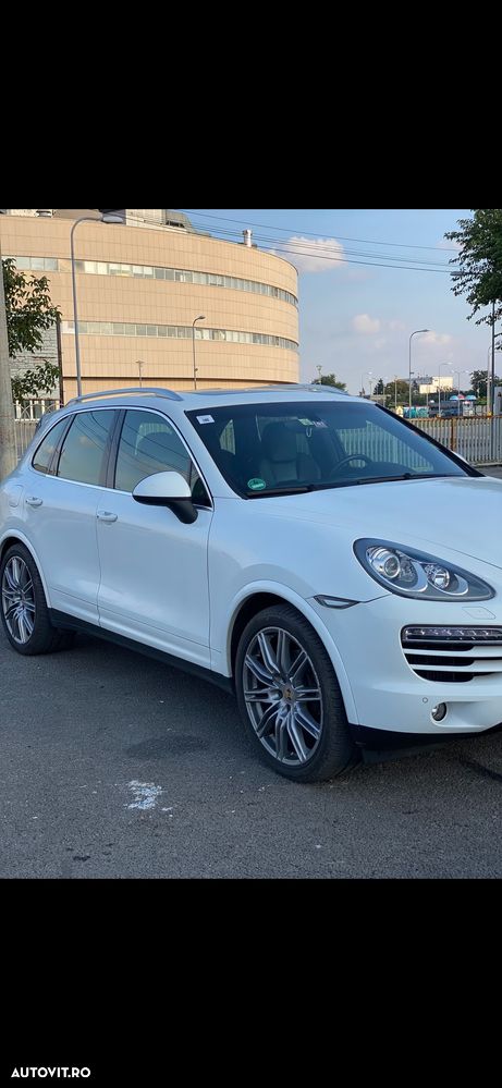 Porsche Cayenne Diesel Platinum Edition - 5