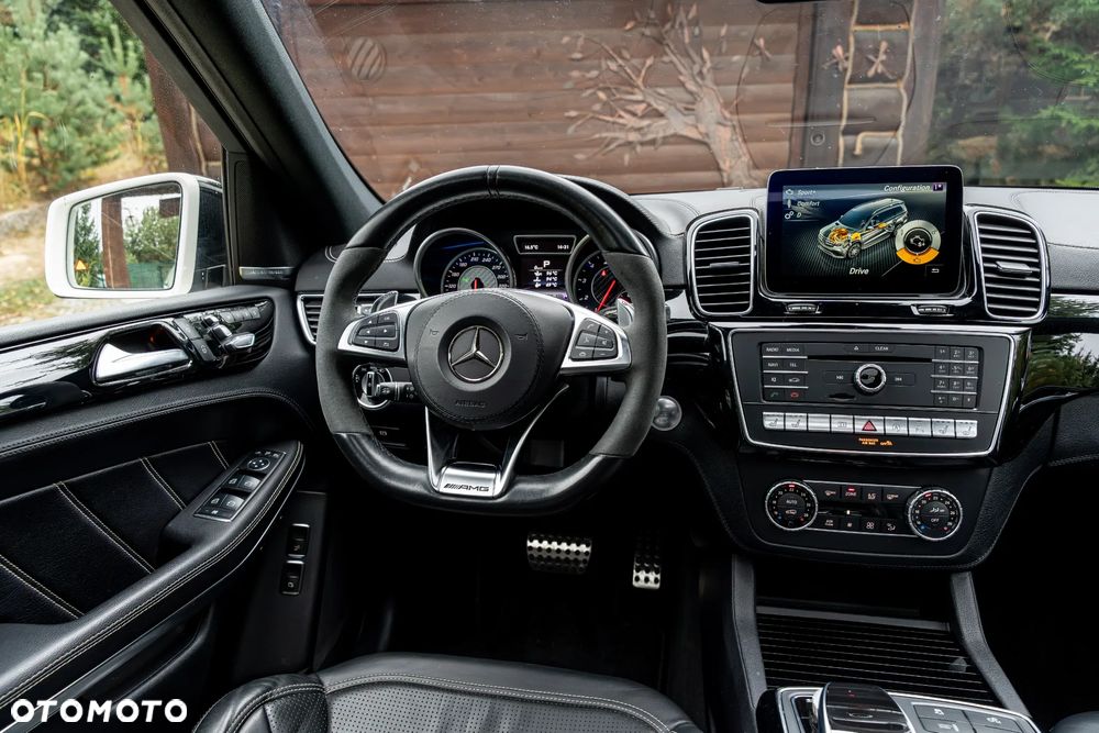 Mercedes-Benz GLS AMG 63 4-Matic - 27
