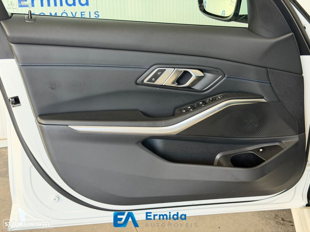 BMW 330 - 46