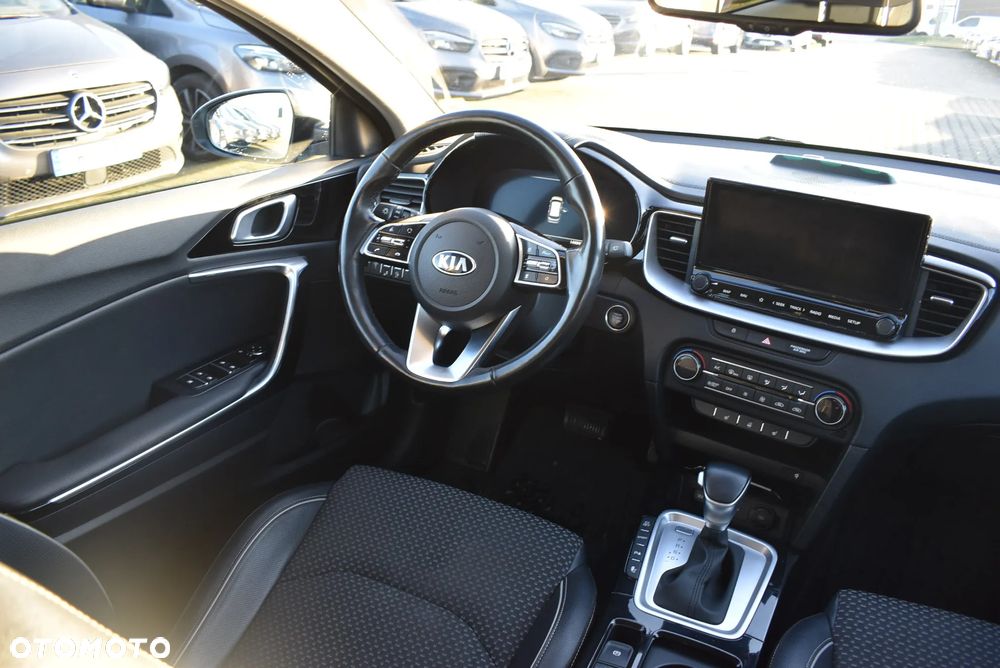 Kia Ceed 1.6 GDI PHEV L DCT - 21