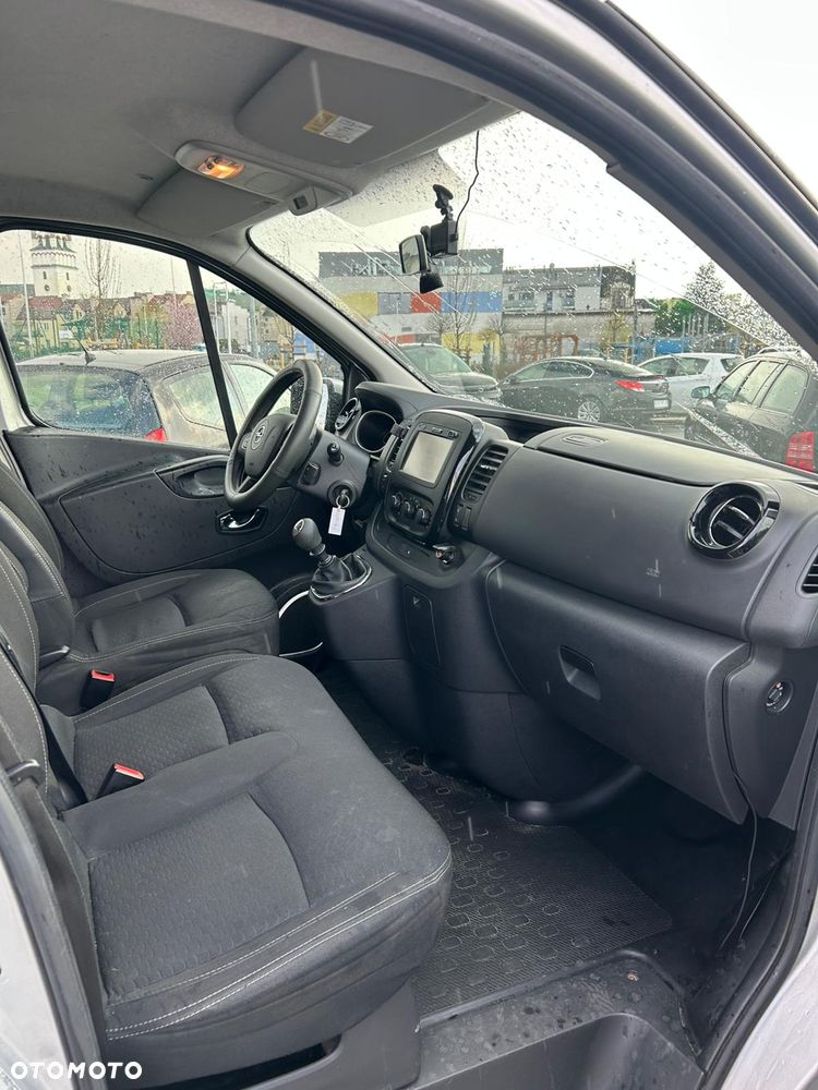 Opel Vivaro L2H1 2,9t Edition - 12